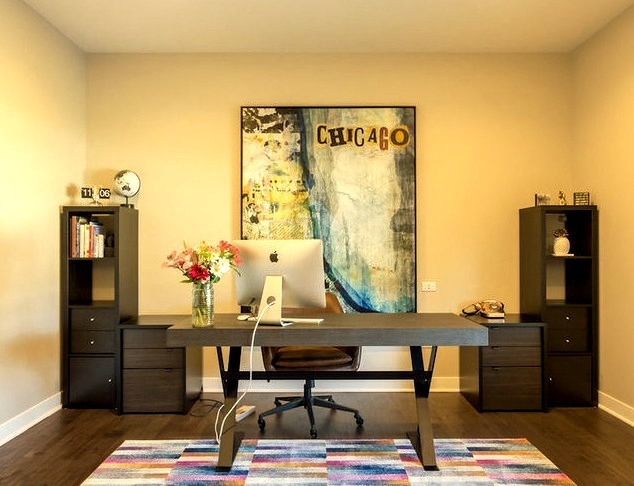 Home Office Freestanding in Chicago